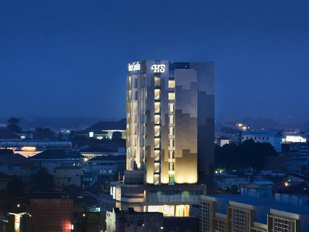 Hotel Santika Radial Палембанг Экстерьер фото