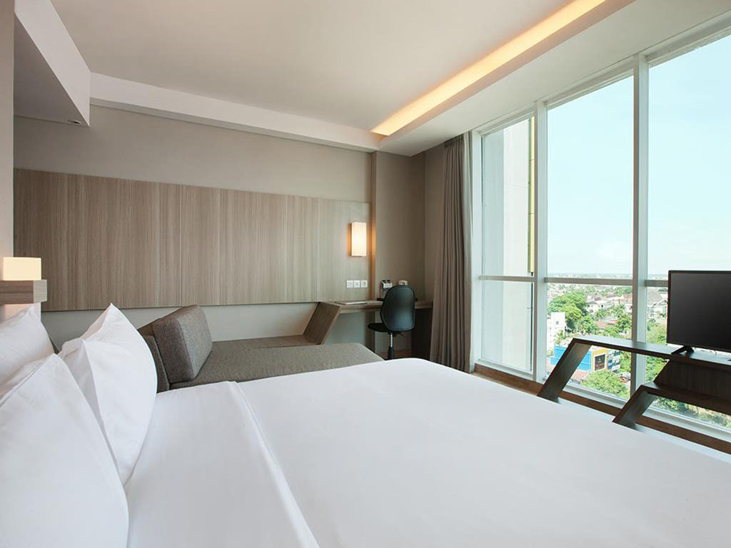 Hotel Santika Radial Палембанг Экстерьер фото