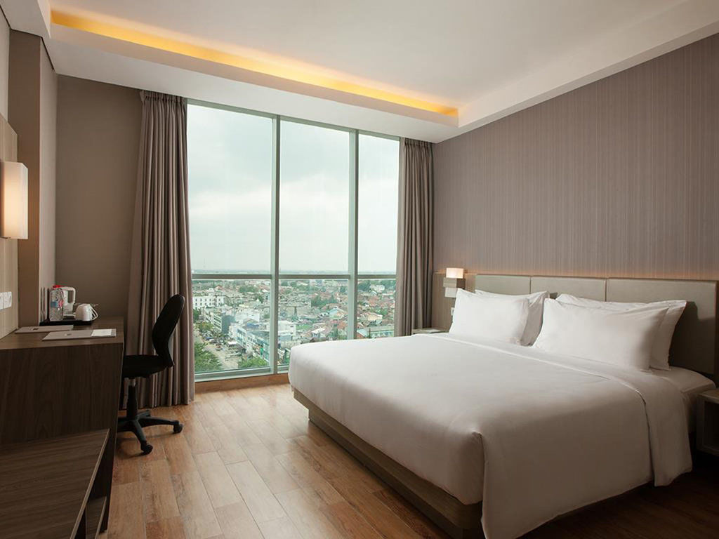 Hotel Santika Radial Палембанг Экстерьер фото