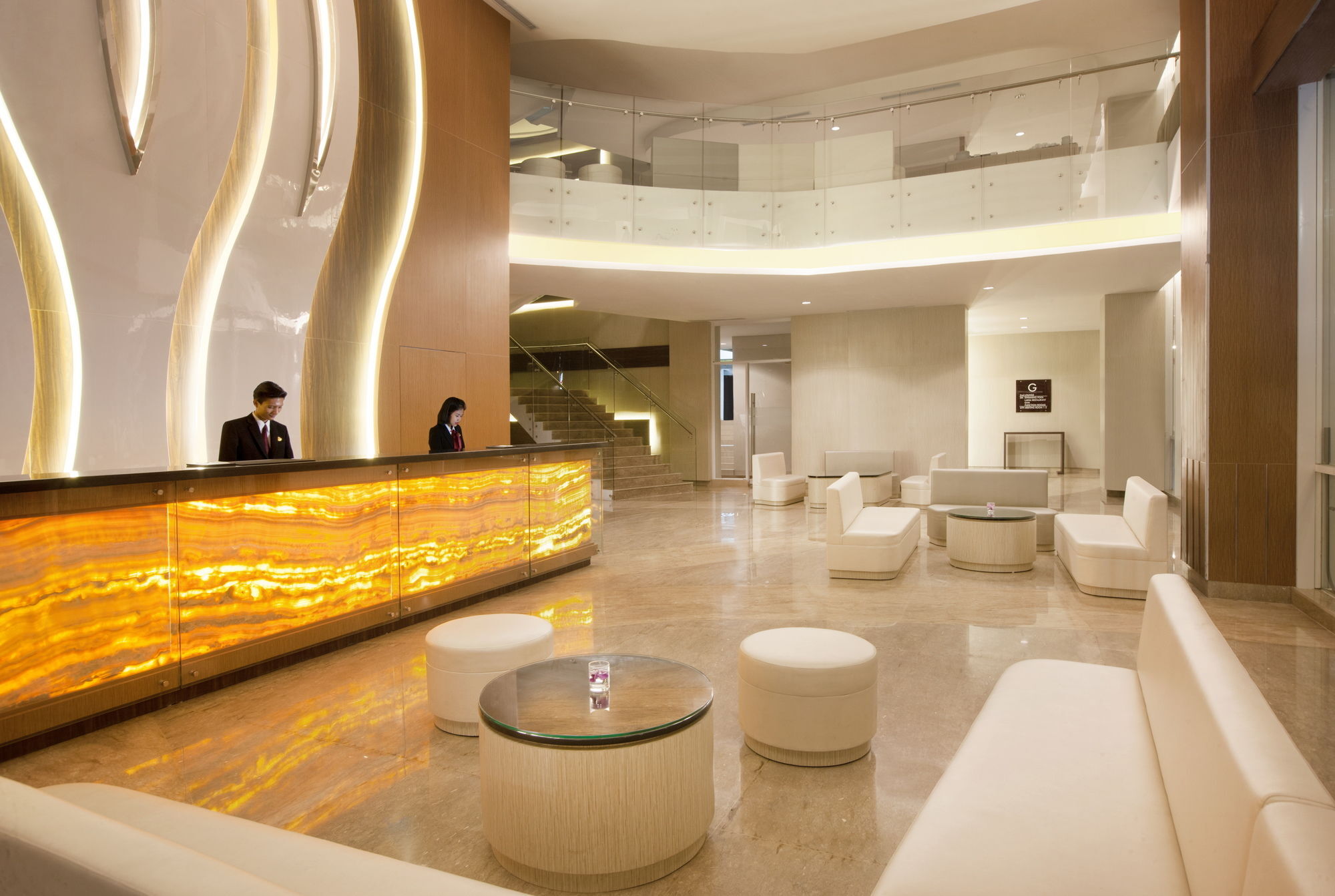 Hotel Santika Radial Палембанг Экстерьер фото